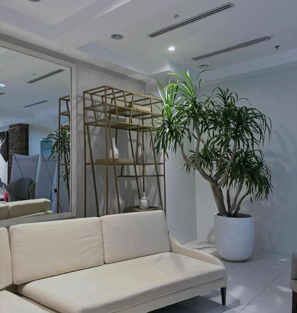 Studio Beside Abreeza Ayala Mall Davao City Aparthotel